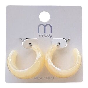 5/$25 Melody Chunky Crescent Shape Hoop Earrings